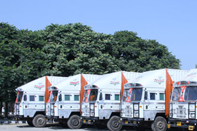 Container truck operations at port